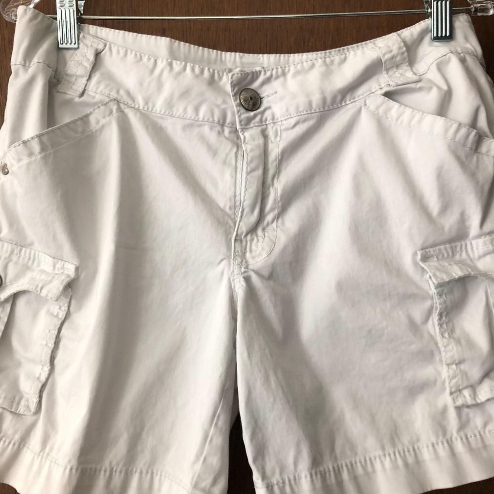 Cache, women’s shorts